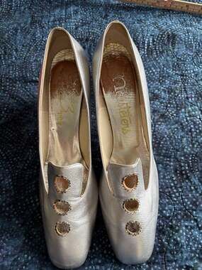 Vintage Neusteters Silver Metallic Kitten Heels with Rhinestone Details